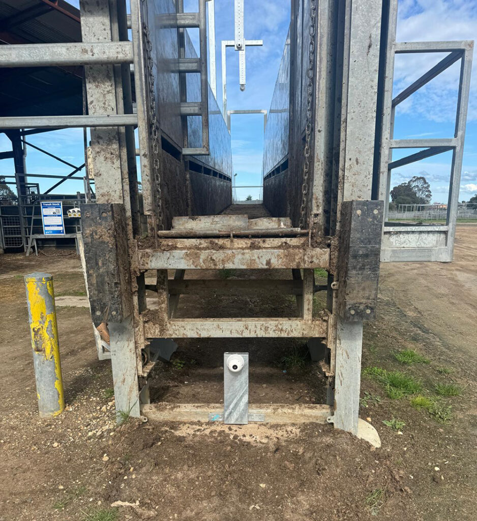 Livestock Track - Cattle Yards - Number Plate Camera